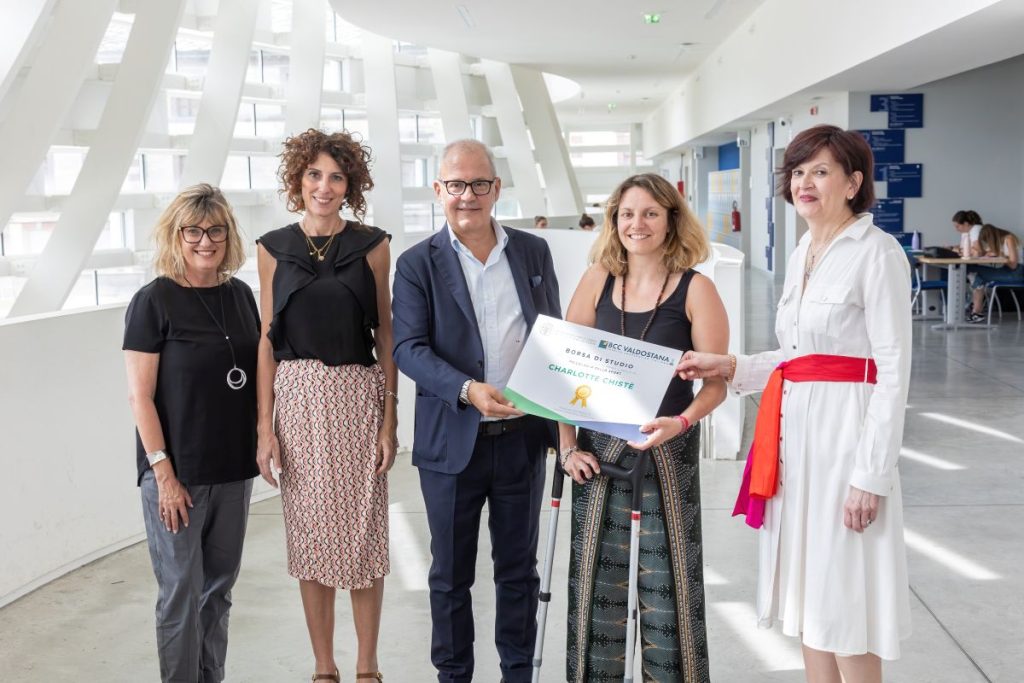 Consegna borsa di studio Master in Psicologia dello sport
